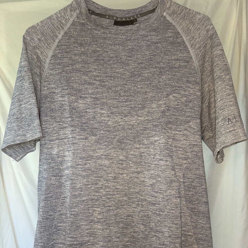 Alphalete Athletic T-shirt / Workout Shirt